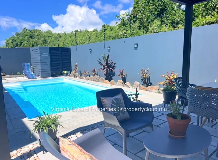 Modern Villa for Rent – Calodyne, Close to Butte à l’Herbe Beach 