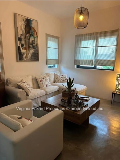 À VENDRE – Immeuble moderne à Calodyne à 1 minute à pied de la plage