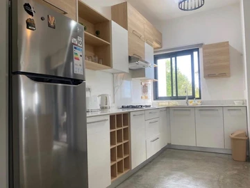 5 Bedroom Apartment
