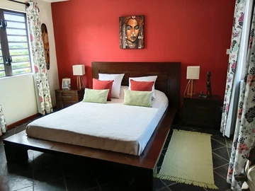5 Bedroom Villa
