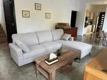 5 Bedroom Apartment