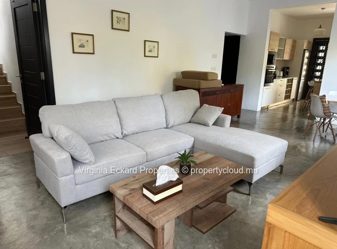 À VENDRE – Immeuble moderne à Calodyne à 1 minute à pied de la plage