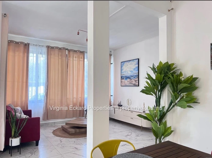 Superb 3-bedroom duplex for rent in Pointe aux Canonniers