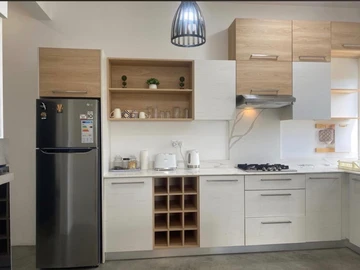 5 Bedroom Apartment