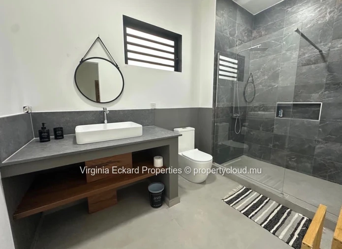 Modern Villa for Rent – Calodyne, Close to Butte à l’Herbe Beach 